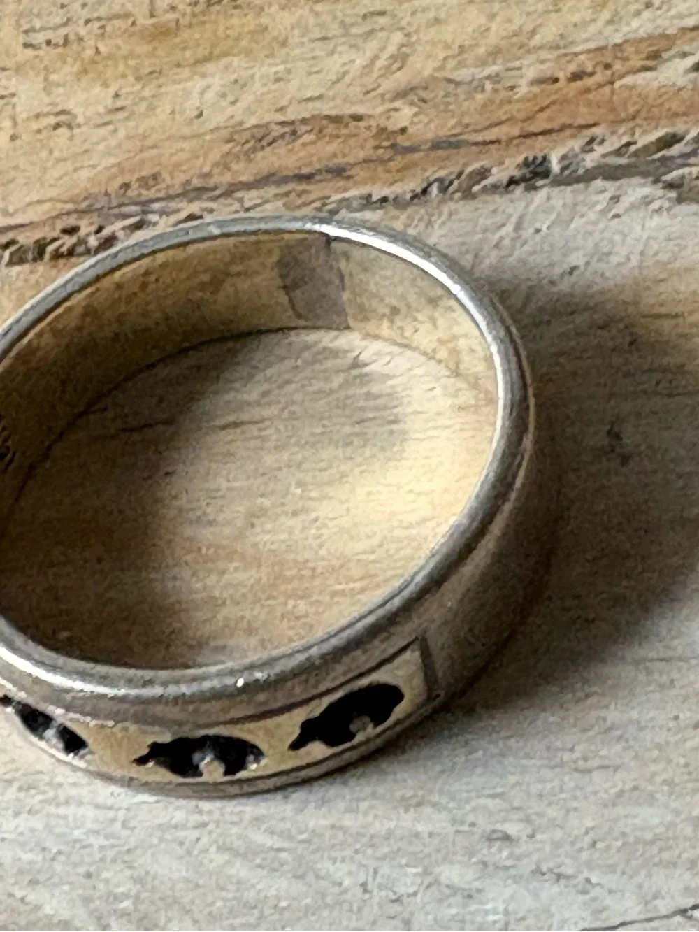 Sterling Silver Vintage Zuni Bear Band Ring
